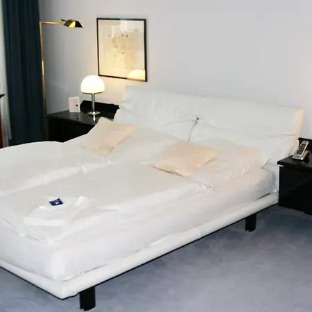 Domicil Hotel 4*